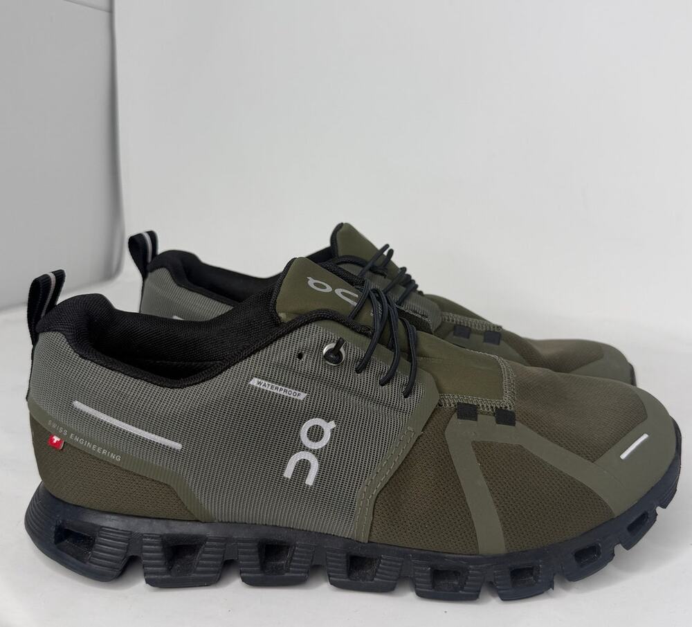 On Cloud 5 Waterproof Olive Men's Sneakers Size 9.5